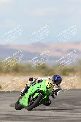 media/Nov-16-2025-Race Pace (Sun) [[8c5fa54630]]/Verified Riders/7-Turn 4 (1155am)/